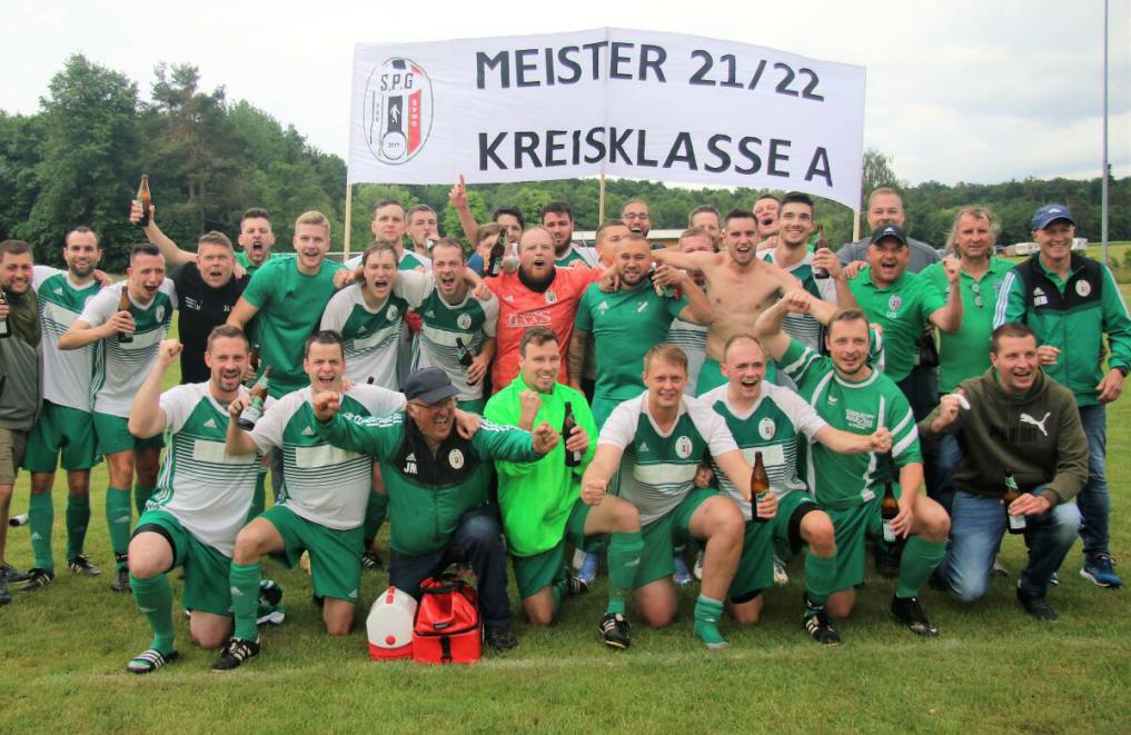 Ein 0:0-Unentschieden reichte der SpG Rippberg/Wettersdorf-Glashofen, um sich den Meistertitel in der Kreisklasse A zu sichern und in die Kreisliga aufzusteigen. Foto: Klaus Narloch