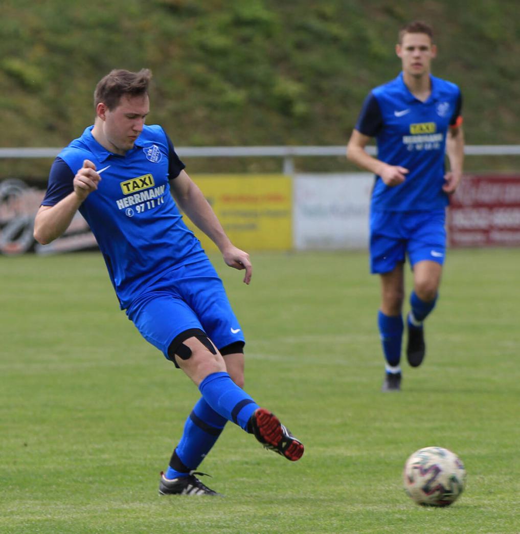 Der VfK Diedesheim darf nach seinem Remis gegen den SV Neunkirchen weiter auf den direkten Klassenerhalt in der Landesliga hoffen. Foto: Stefan Weindl