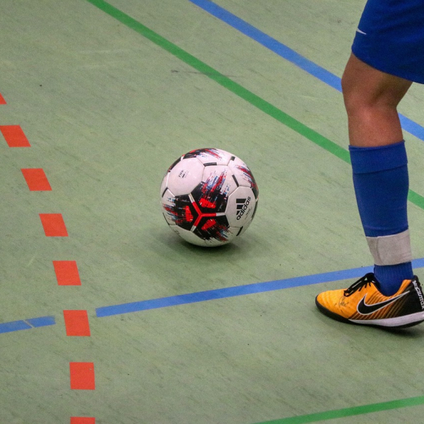 13. Bernhard-Hauk-Jugendfußball-Turniere und Spielfeste in Höpfis Sporthalle!